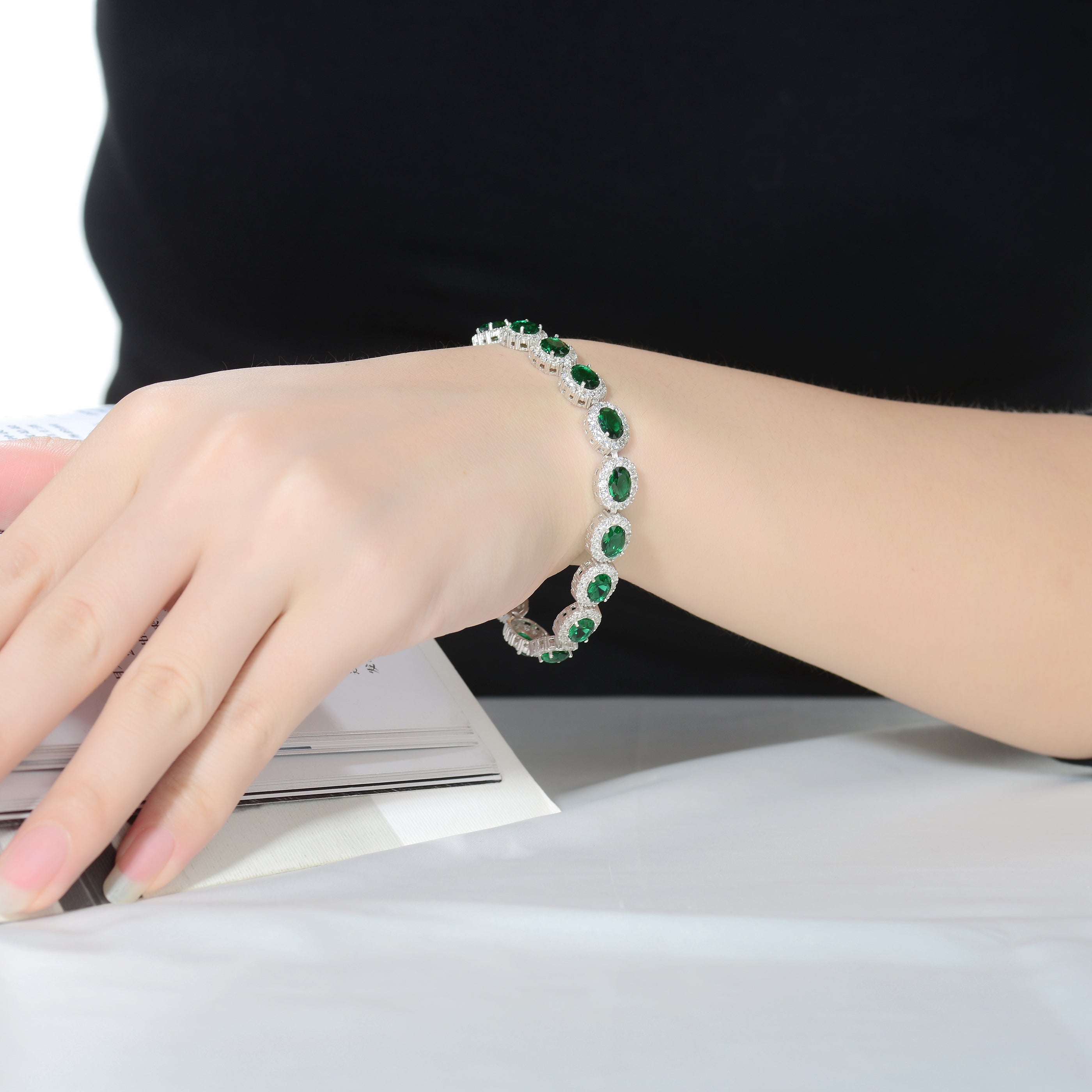 Celeste Oval Shape Bracelet GENEVIVE