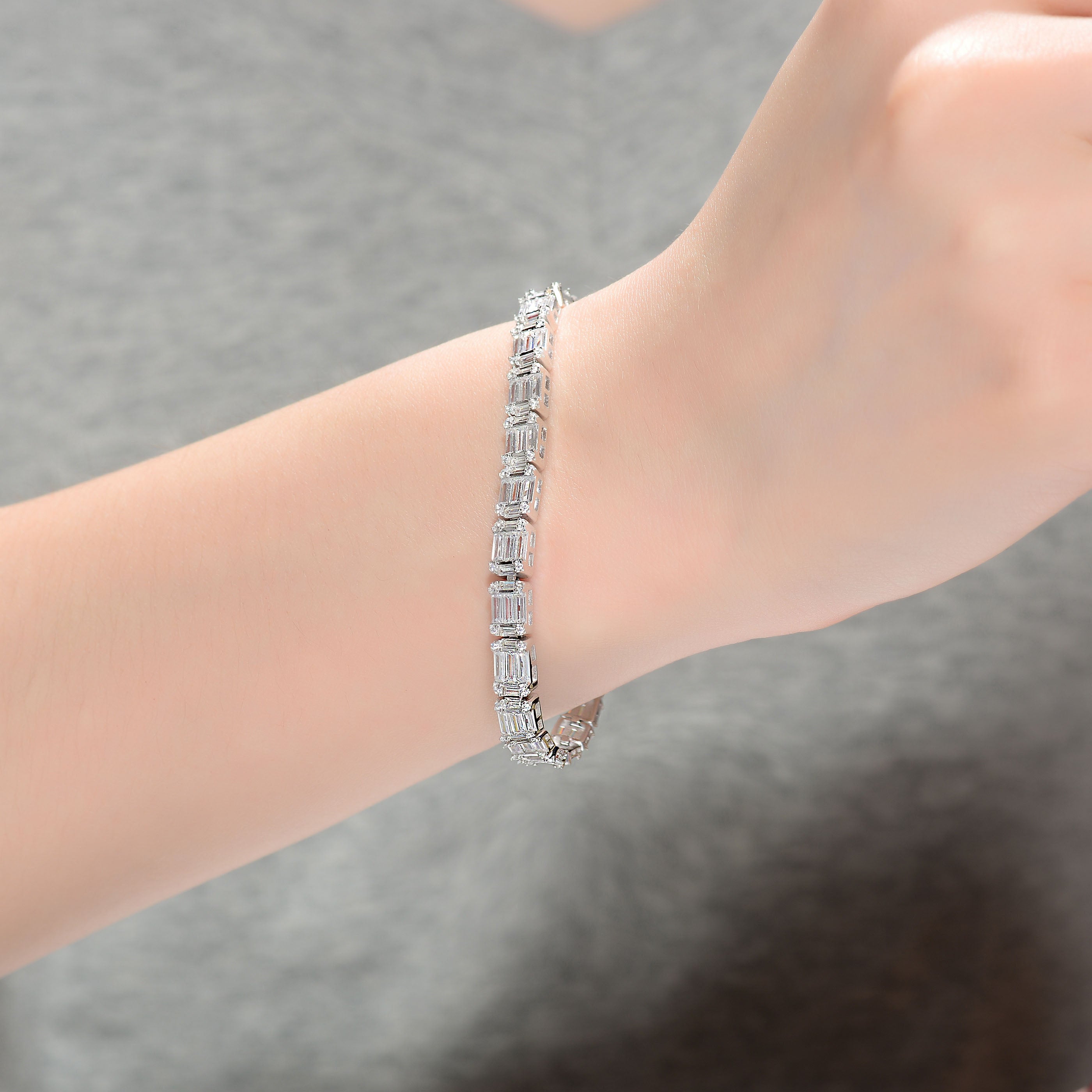 Renée Déco Rectangular Link Bracelet GENEVIVE