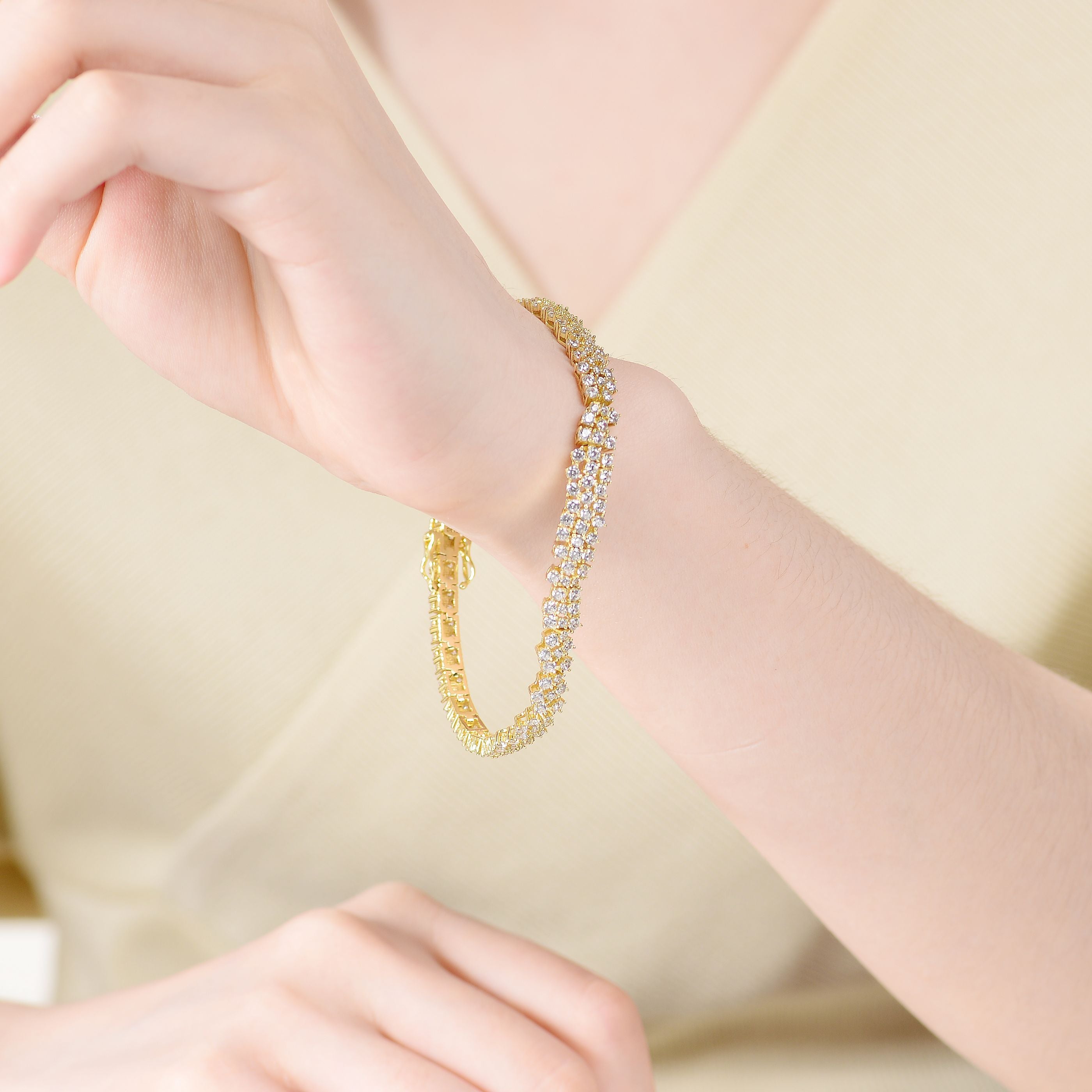 Lierre Cluster Bangle Bracelet GENEVIVE