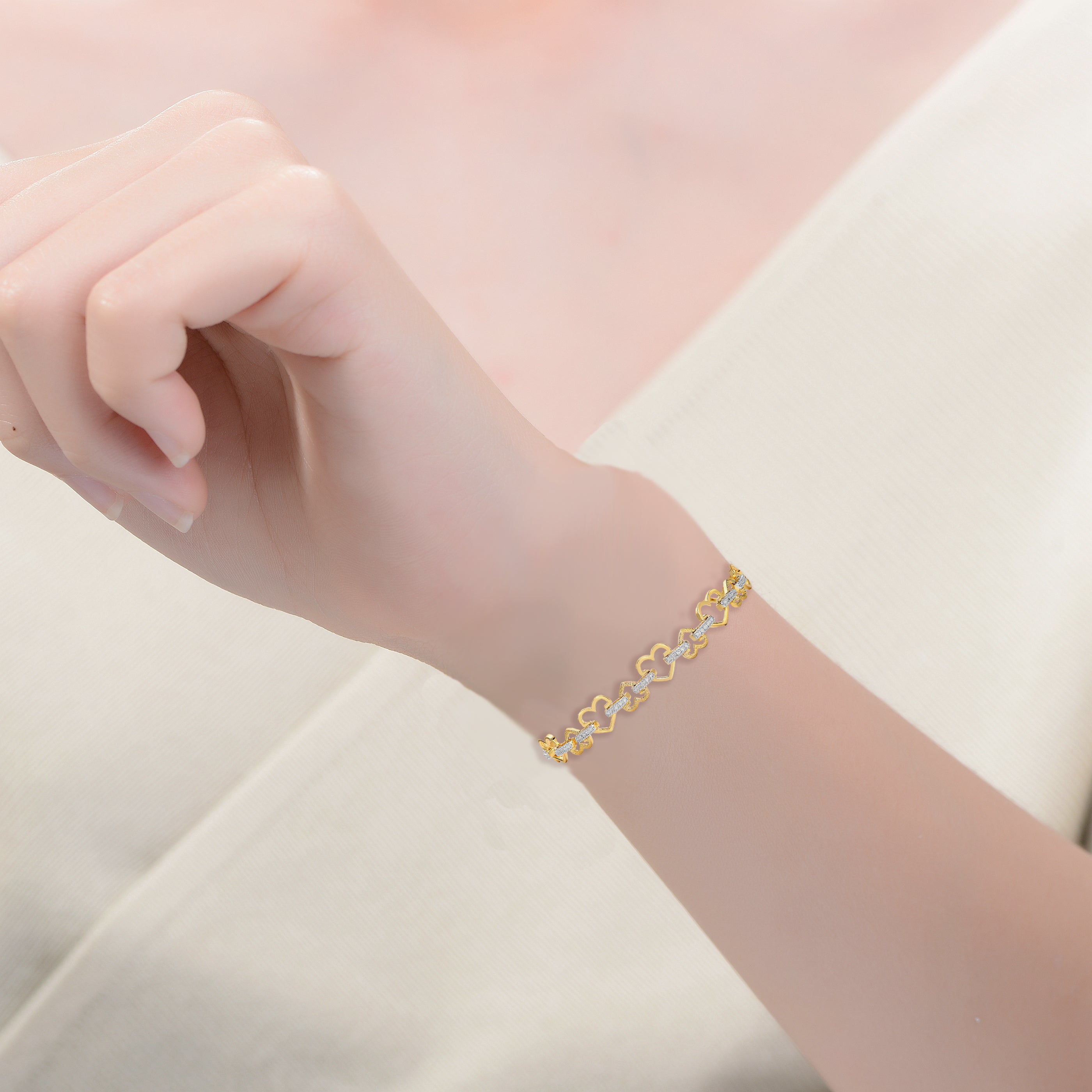 Louise Romance Heart Bracelet GENEVIVE