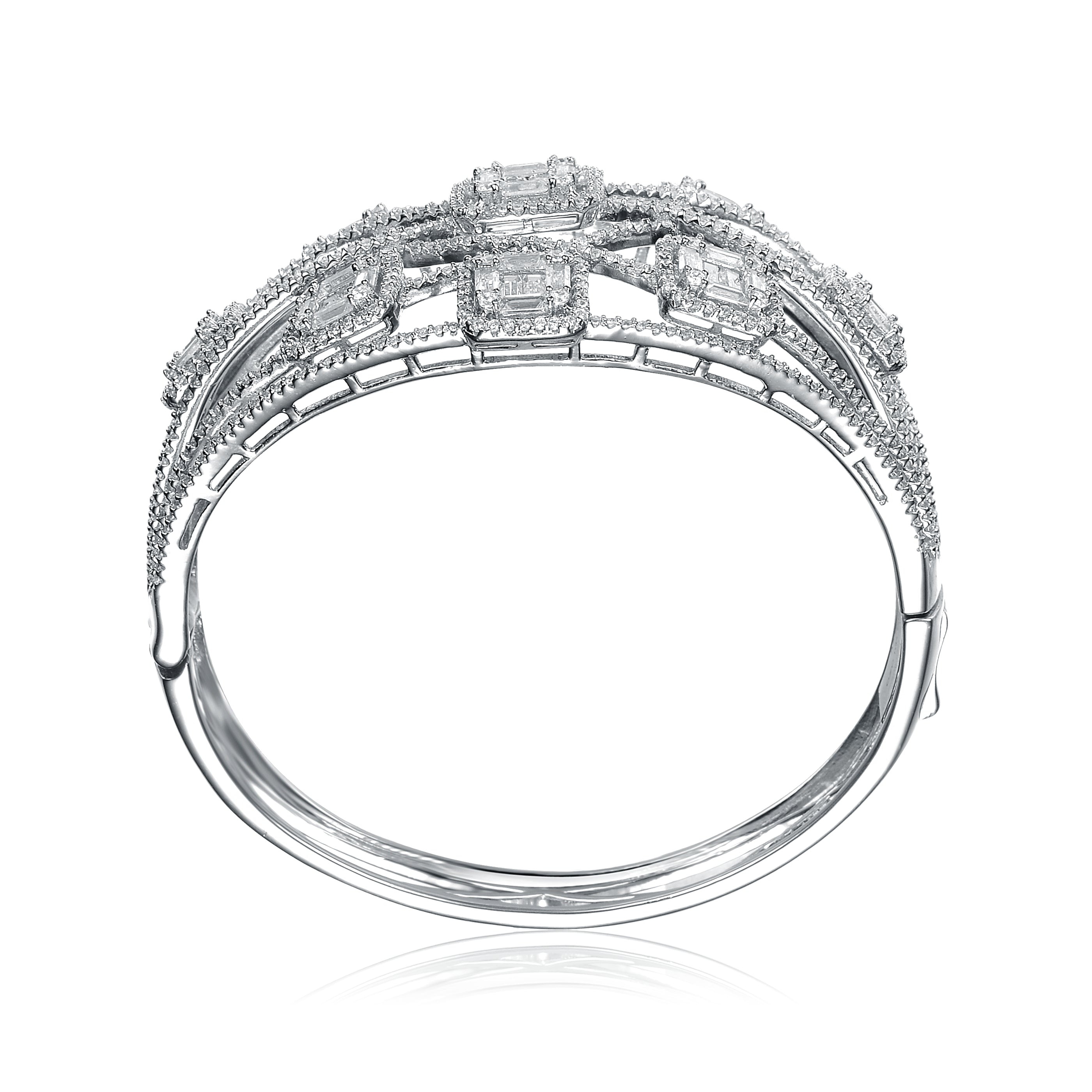 Corinne Bangle Bracelet GENEVIVE
