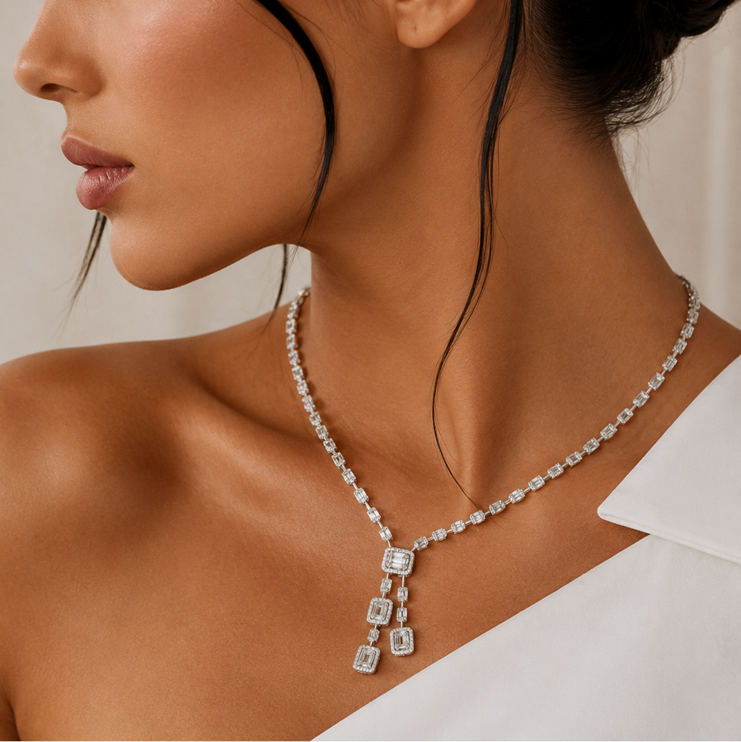 Déco Tie Drop Necklace GENEVIVE