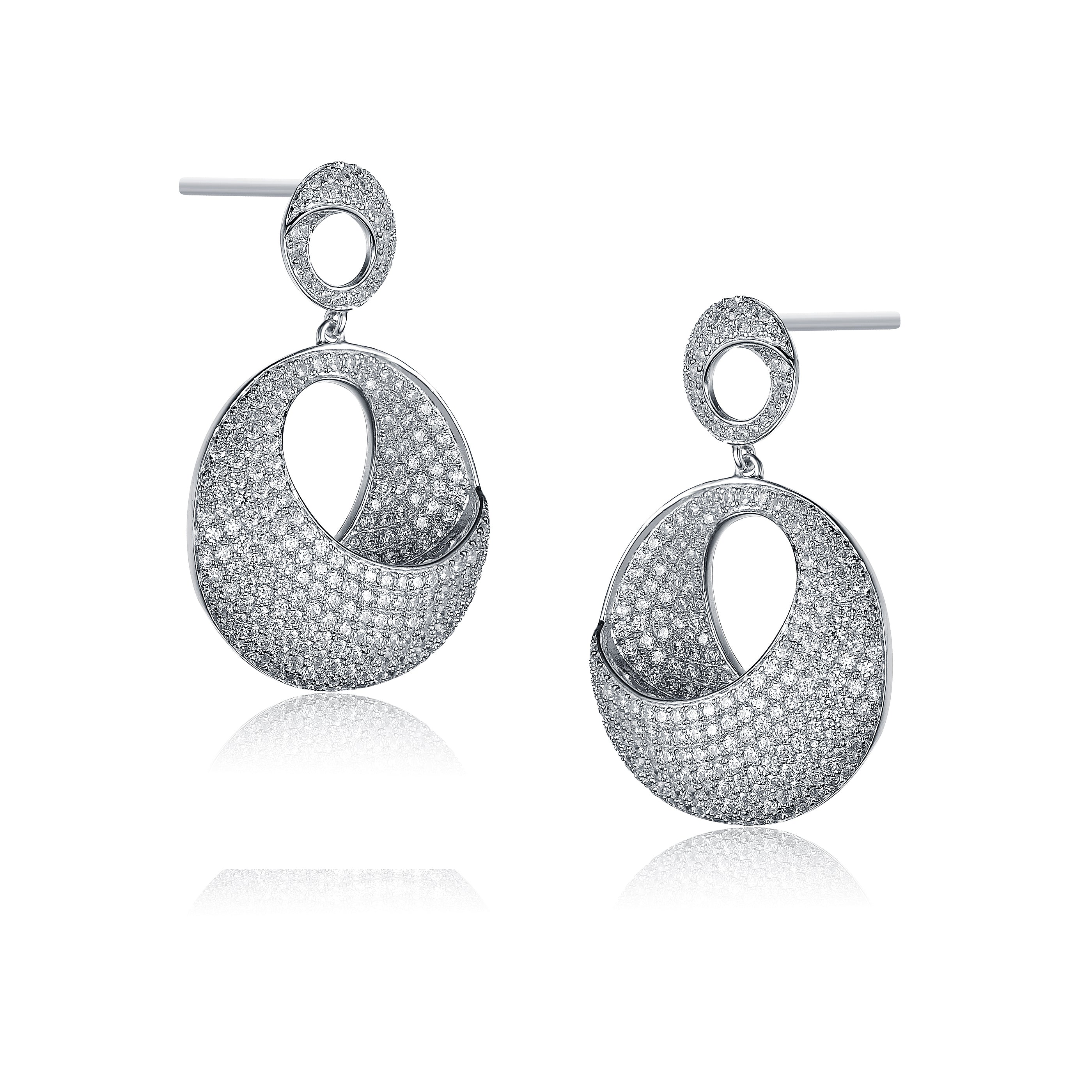 Noémie Overlap Circle Earrings Genevive