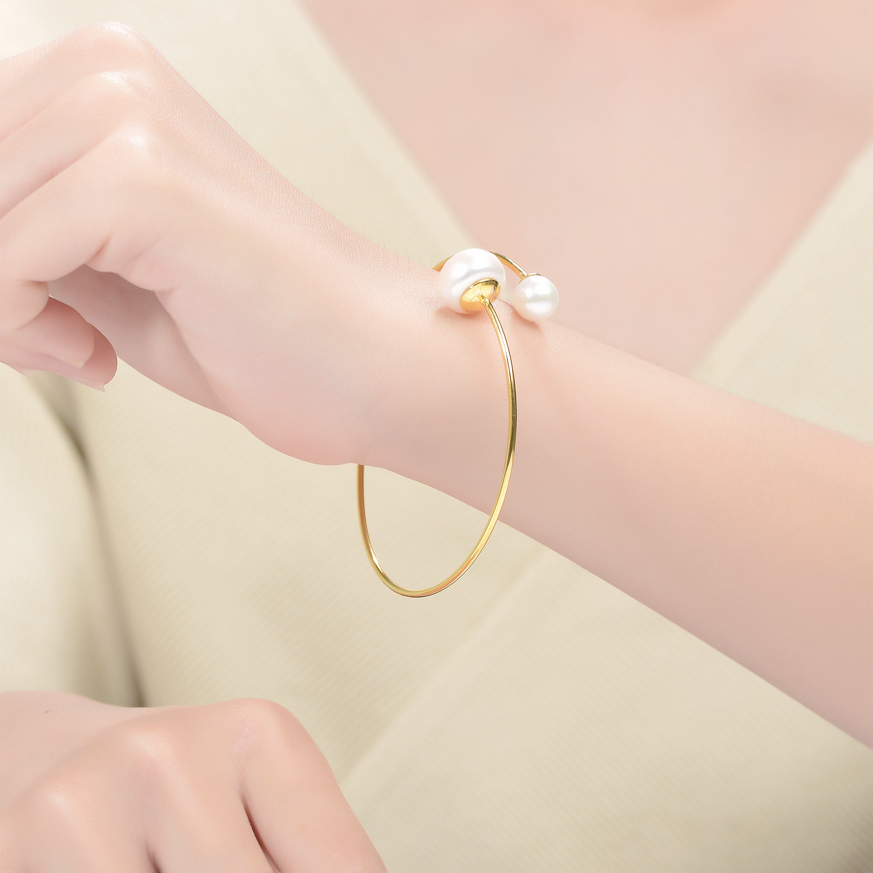 Brigitte Pearl Bangle Bracelet GENEVIVE