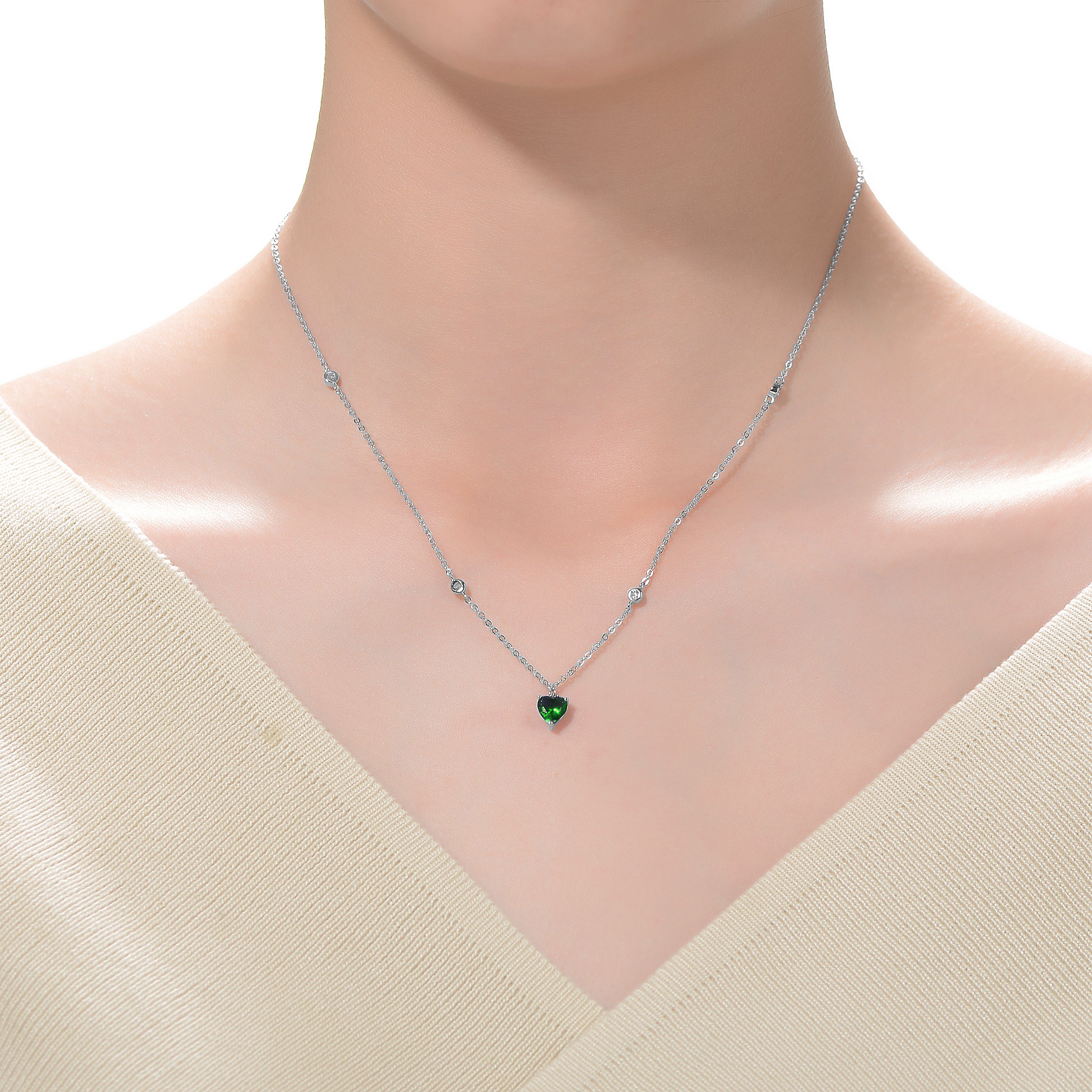 Charlène Heart Necklace GENEVIVE