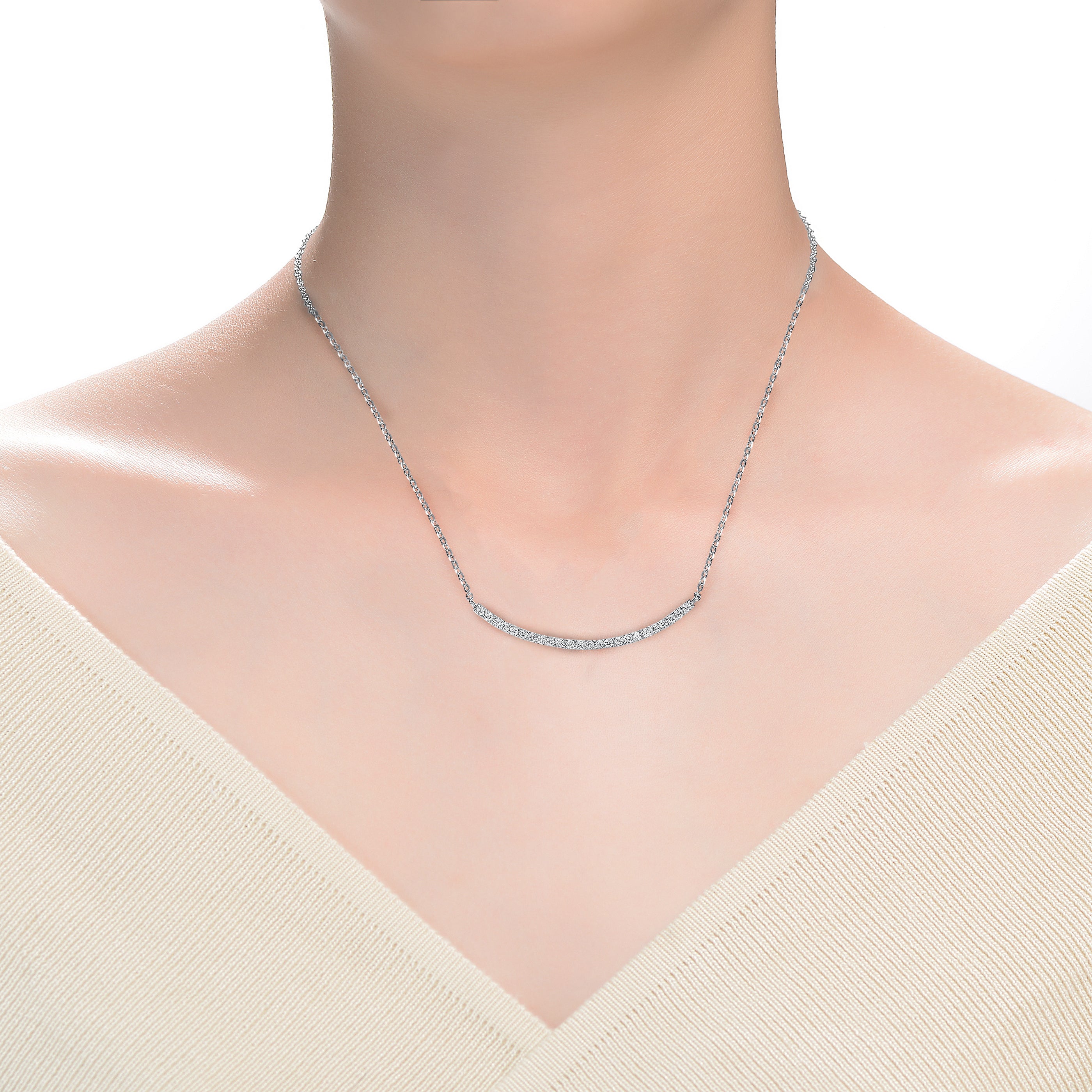 Valerie Round Couture Collier Necklace GENEVIVE