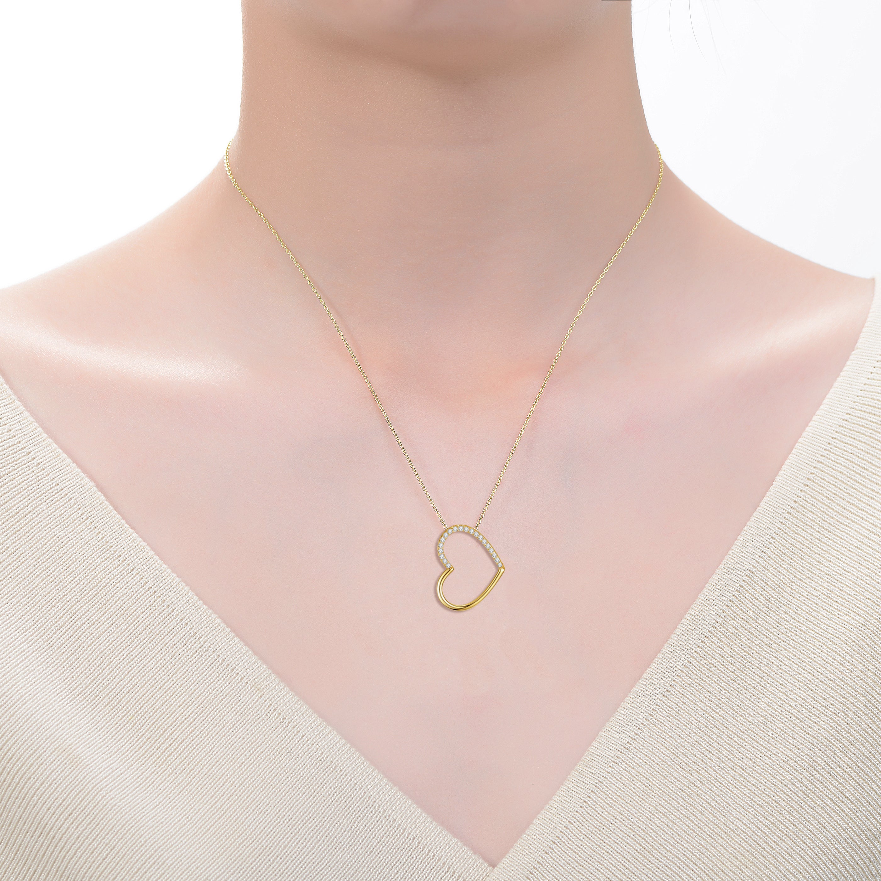 Vilette Modern Heart Necklace GENEVIVE