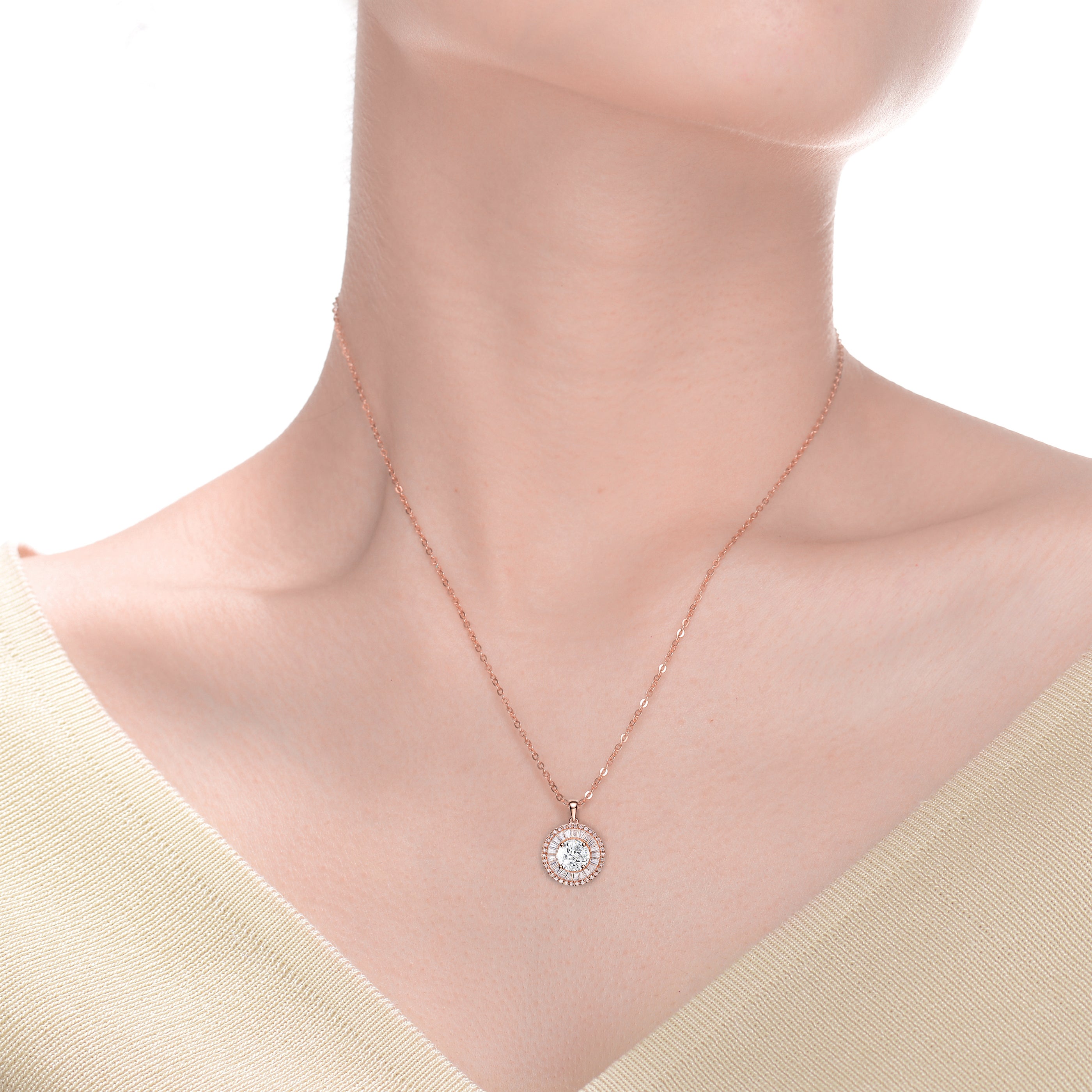Sabine Round Baguette Pendentif Necklace GENEVIVE