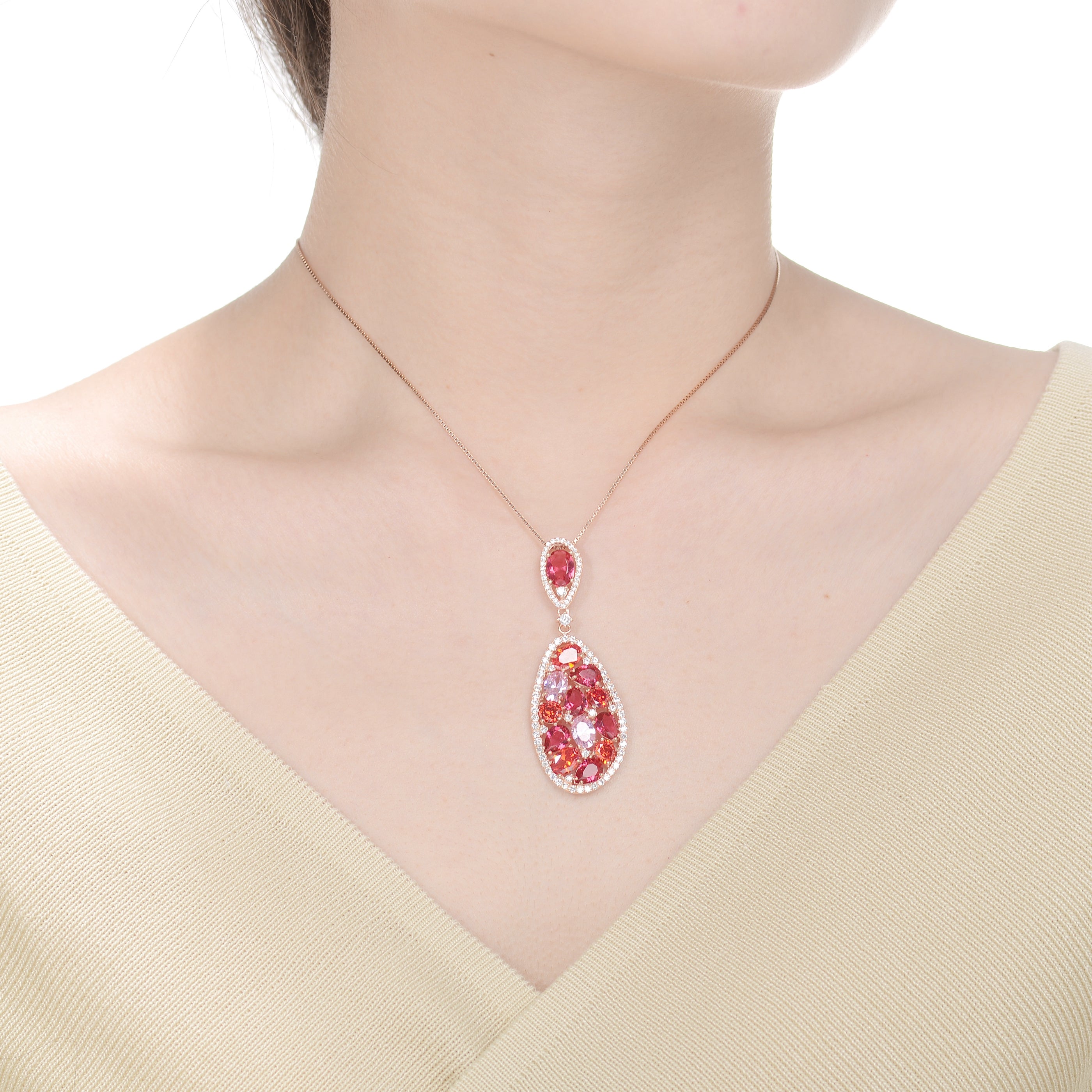 Pauline Multicolor Gem Cluster Pendentif Necklace GENEVIVE
