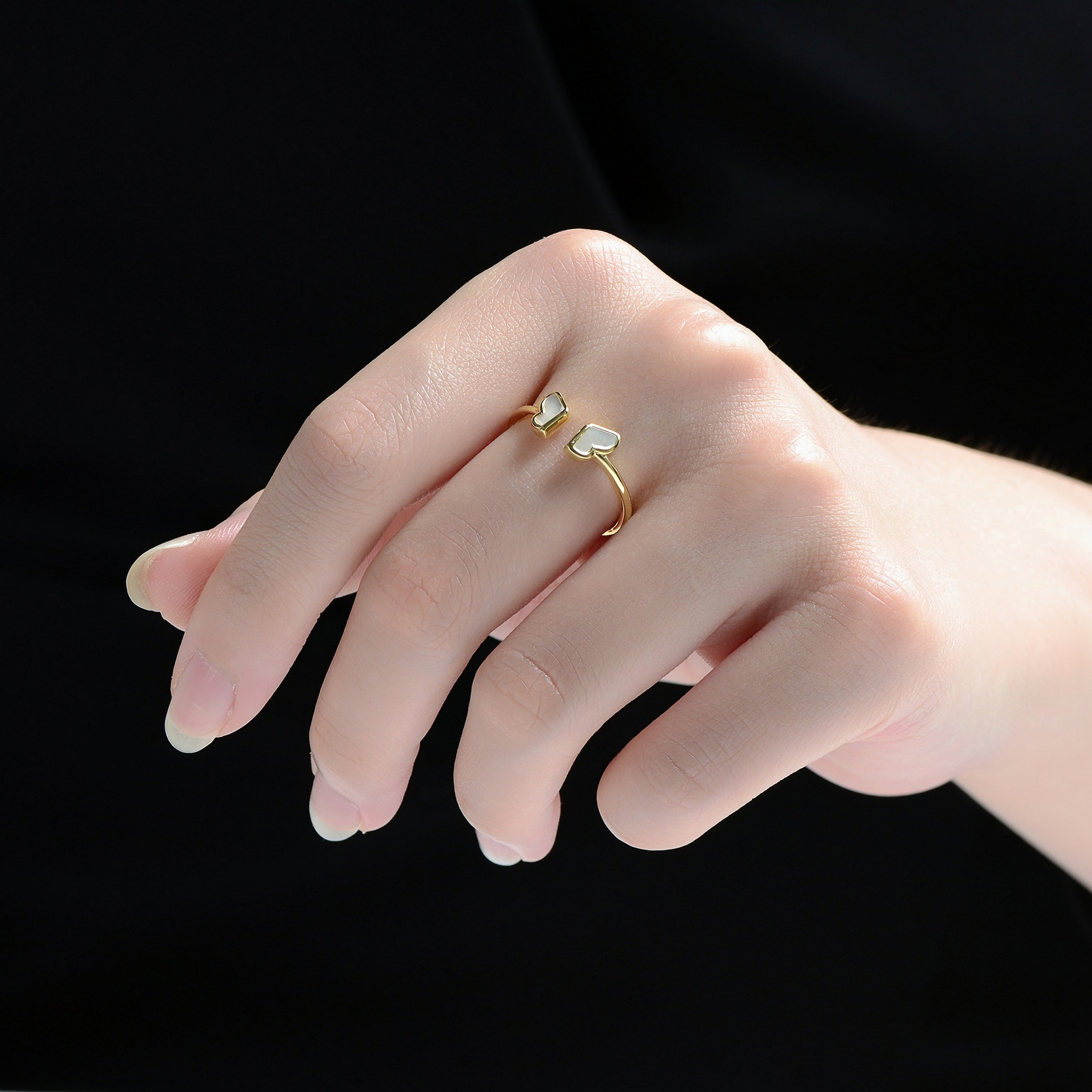 Justine Classic Heart Mother of Pearl Open Ring GENEVIVE