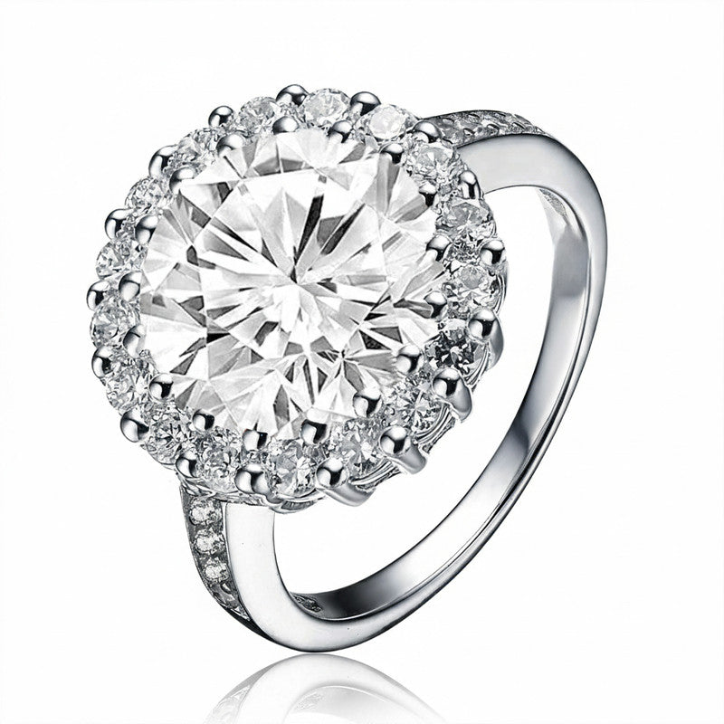 Natalia Halo Radiance Ring GENEVIVE
