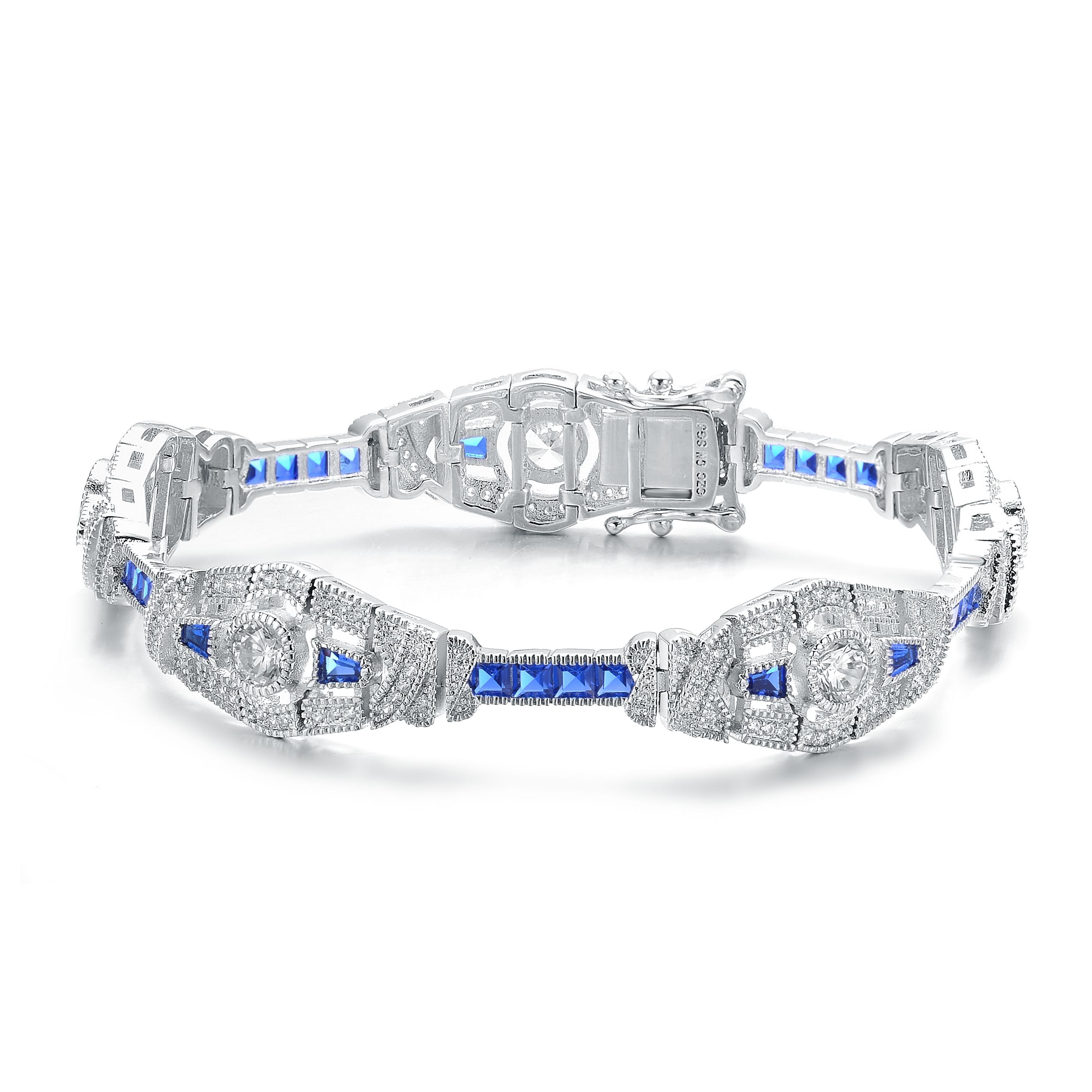 Juliette Oval Link Bracelet GENEVIVE