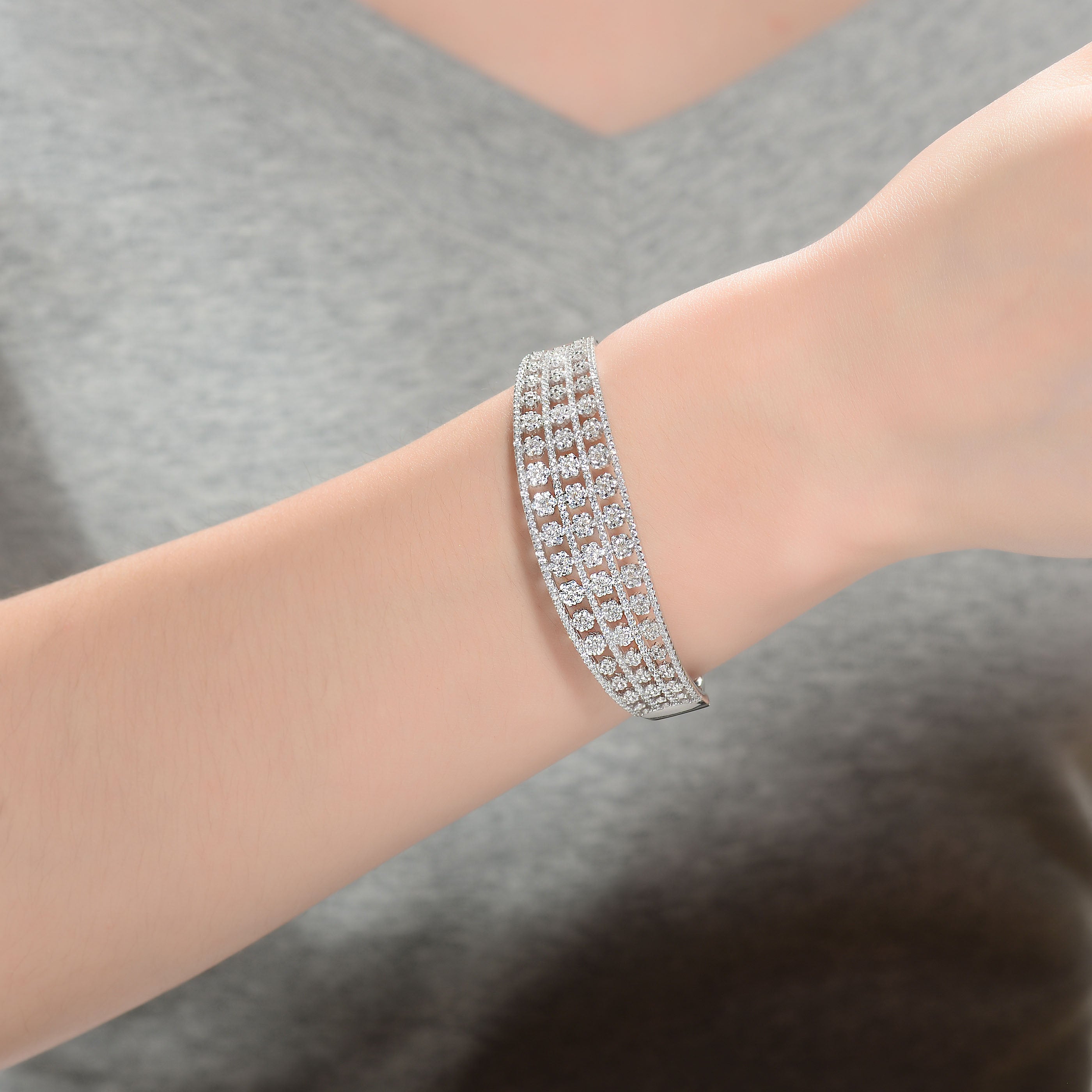 Cannes Lumieres Cuff Bracelet Genevive